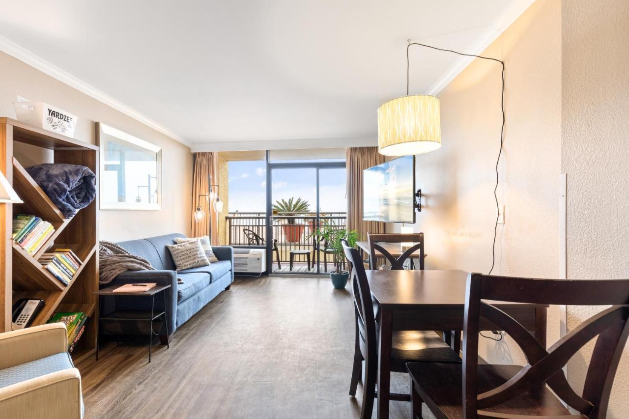 Caravelle Resort Condos Миртл-Бич Экстерьер фото